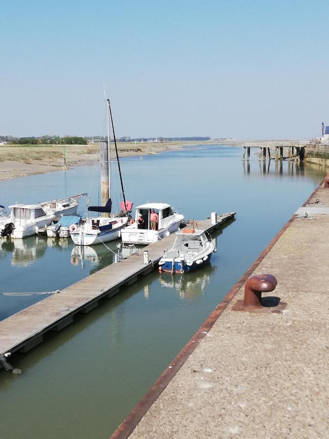 Apartmán Vie De Famille Camiers Exteriér fotografie